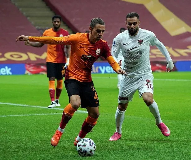 galatasarayda-taylan-antalyali-neden-yedek-kaliyor-gercek-ortaya-cikti-1614613992672.jpeg Galatasaray'da Taylan Antalyalı neden yedek kalıyor? Gerçek ortaya çıktı...-3