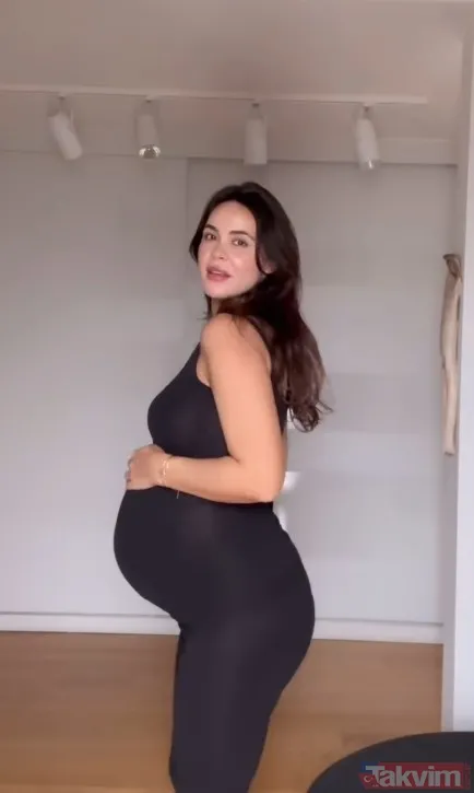 Alt Karın Hareketiyle Fark Yarattı Demirel'in Doğum Sonrası Düz Karna Kavuşmasının Ardındaki Sır İse Takipçilerinin Yoğun İlgisini Çekti. Instagram Üzerinden...