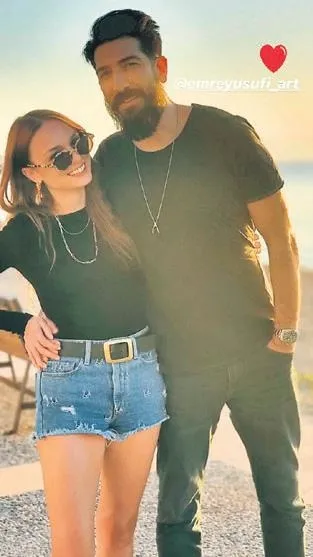 Nilperi Şahinkaya ile aşkı Emre Yusufi'den gün batımı romantizmi