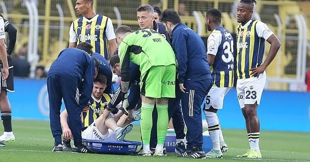 Derbide Fenerbahçe yabancı kuralına takıldı: İsmail Yüksek sakatlandı 2 oyuncu değişikliği yapıldı!