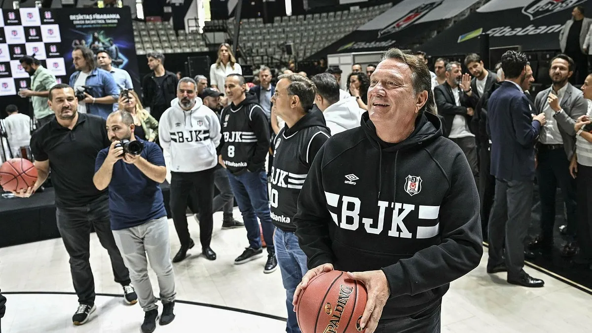 Beşiktaş'tan Galatasaray'a olay gönderme!