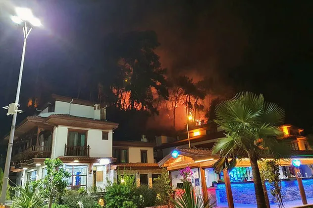 Muğla'da çıkan orman yangını söndürüldü