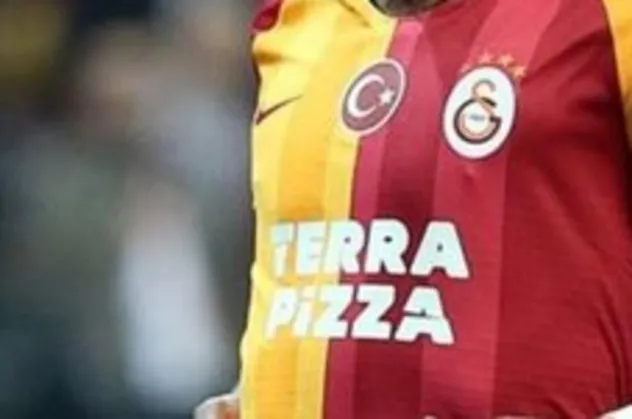 Galatasaray'a geri dönüyor | Ajax, Ryan Babel'in ayrılığını resmen açıkladı