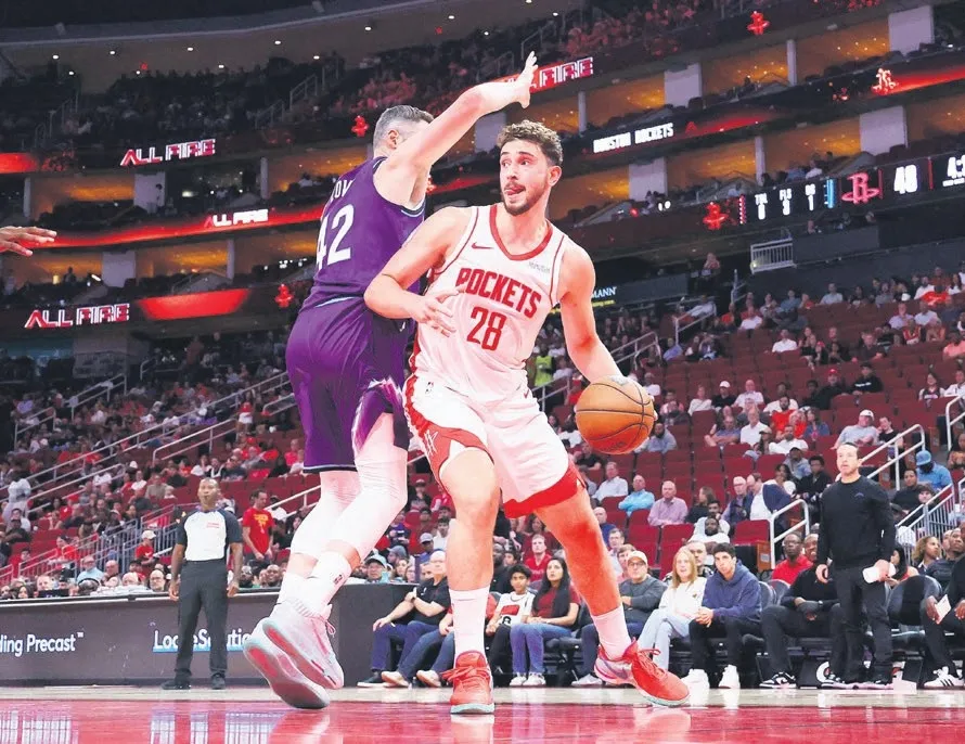 Alperen Şengün’den double-double