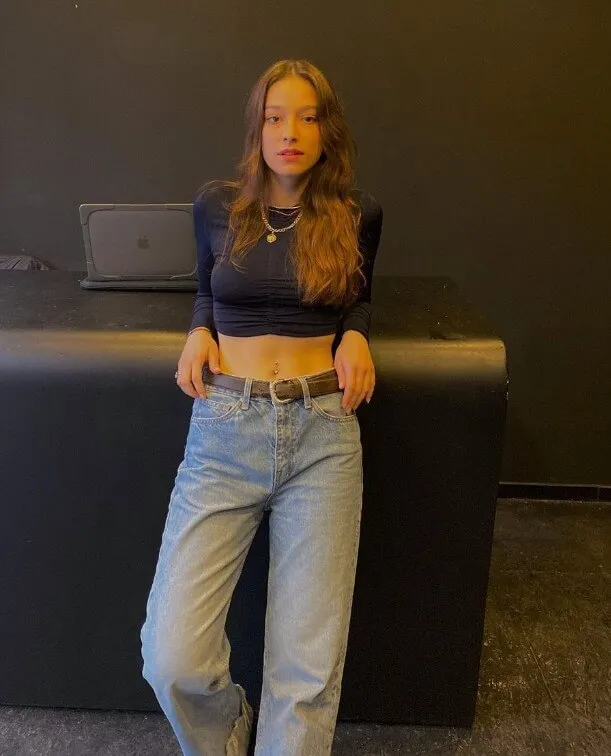 yali-capkinindan-kizilcik-serbetine-flas-transfer-korhanlarda-sonra-bu-kez-de-unal-ailesini-allak-pullak-edece-1694064250254.jpg Yalı Çapkını'ndan çıktı Kızılcık Şerbeti'ne geldi! Hikayesi yarım kalmıştı! Aileyi allak bullak edecek!-3