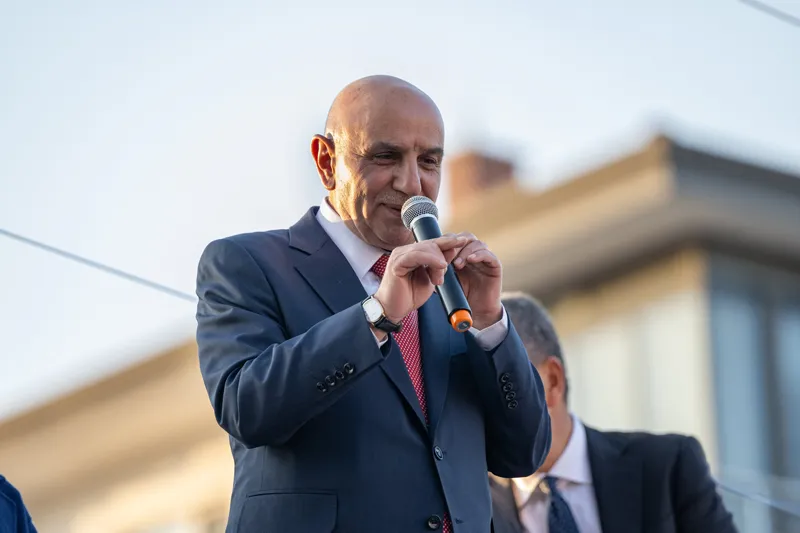 Ankara'daki iki rakibin karnesi! Bütçesi 25 kat daha küçük olan Turgut Altınok, Mansur Yavaş'ı hizmette solladı!-5