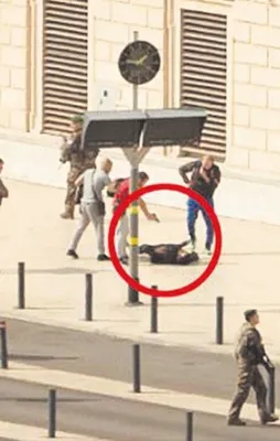 Fransa bıçak sırtında