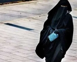 Peçeli kadın belediye otobüsüne alınmadı