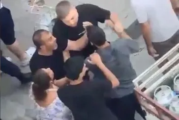 Beylikdüzü’nde park yeri kavgası! Yumruklar havada uçuştu, 1 kişi yaralandı