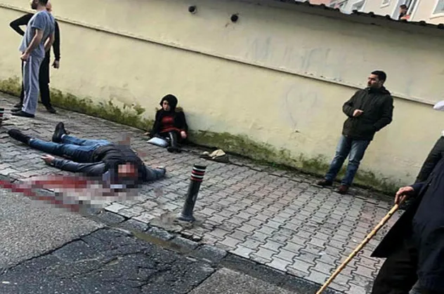 İstanbul'da kan donduran olay! Sokak ortasında dehşet