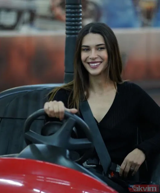 Galatasaraylı Lucas Torreira ile Devrim Özkan arasında neler oluyor? Önce silip attılar sonra bakın ne yaptılar bir öyle bir böyle - 26