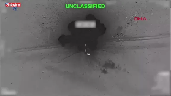 ABD İran'ı vurdu görüntüleri paylaştı!