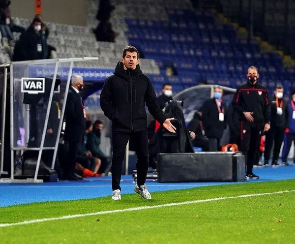 Şampiyonluk Fener'i! Beşiktaş ve Galatasaray puan kaybetti: Fenerbahçe havaya girdi - 4