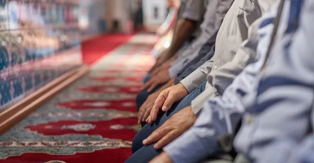 Cuma namazı saat kaçta?