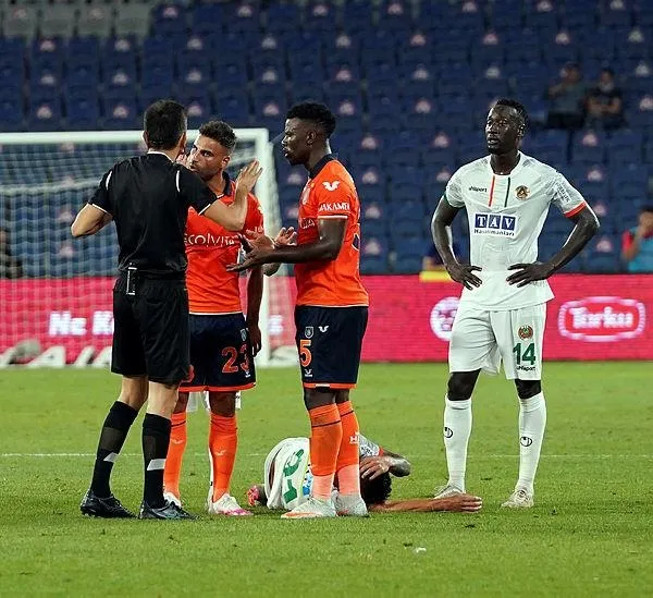 basaksehir-0-1-alanyaspor-mac-sonucu-1629054021402.jpeg Başakşehir 0-1 Alanyaspor | MAÇ SONUCU-1
