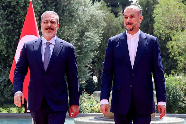 Dışişleri Bakanı Hakan Fidan İranlı mevkidaşı Abdullahiyan ile bir araya geldi-2