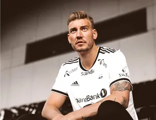 Nicholas Bendtner ve sevgilisinin çıplak pozları olay oldu