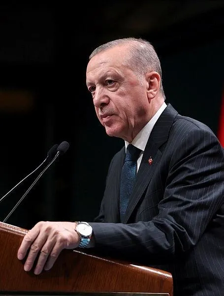 baskan-erdogandan-provokator-kilicdarogluna-sert-tepki-pkknin-kacirdigi-12-13-yasindaki-kizlarimiz-icin-de-ayn-1670864996511.jpeg Başkan Erdoğan'dan provokatör Kılıçdaroğlu'na sert tepki: PKK'nın kaçırdığı 12-13 yaşındaki kızlarımız için de aynı tepkiyi bekliyoruz-4
