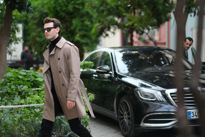 altin-kafes-2-bolumuyle-sosyal-medyaya-damga-vurdu-onurdan-zeynepe-beklenmedik-evlilik-teklifi-1702281681235.jpg Altın Kafes 2. bölümüyle sosyal medyaya damga vurdu: Onur’dan Zeynep’e beklenmedik evlilik teklifi!-2