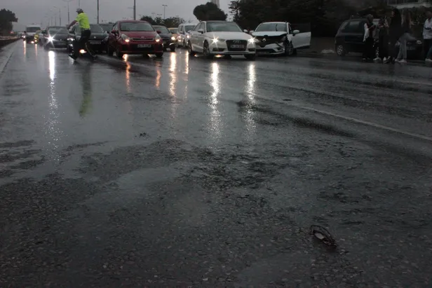 Son dakika: Ankara istikameti trafiğe kapandı! TEM'de kilometrelerce kuyruk-4