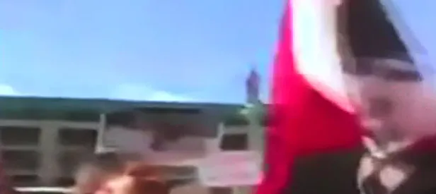 Berlin'de CHP yürüyüşüne Türk Bayrağı almadılar