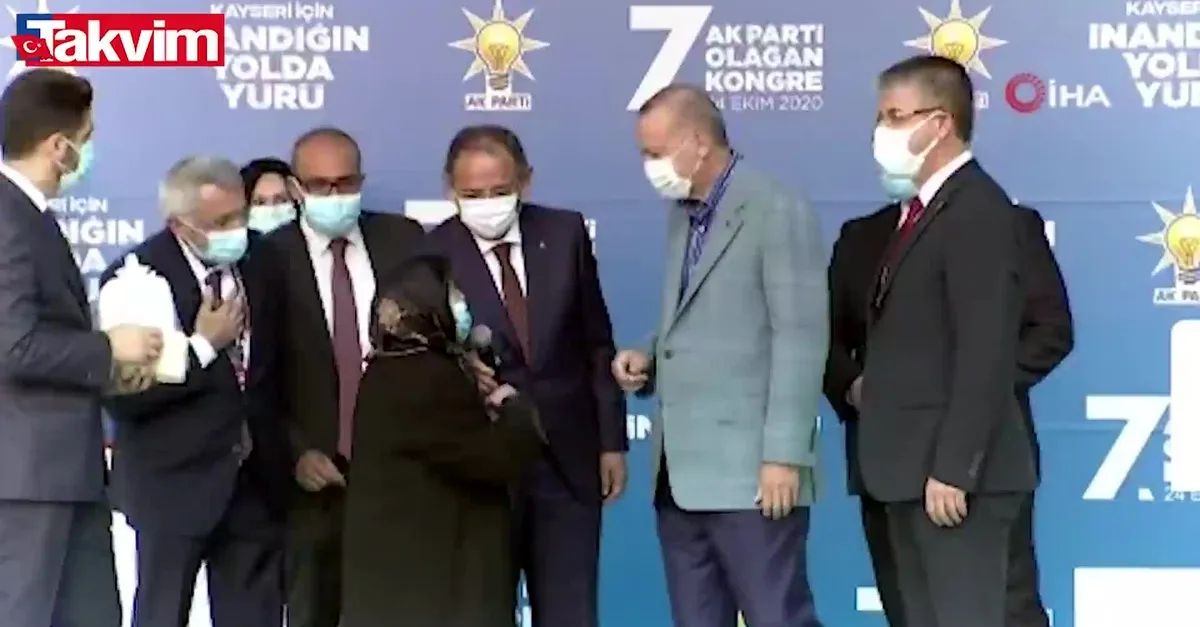 Başkan Erdoğan ile Safiye teyzenin gülümseten konuşması: "Senin damadının adı Bayraktar mıydı?"