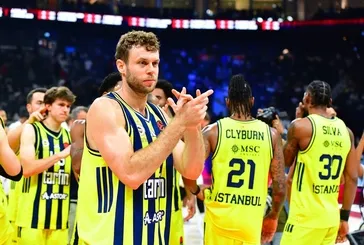 Fenerbahçe Tarfin üçüncülük maçında galip!