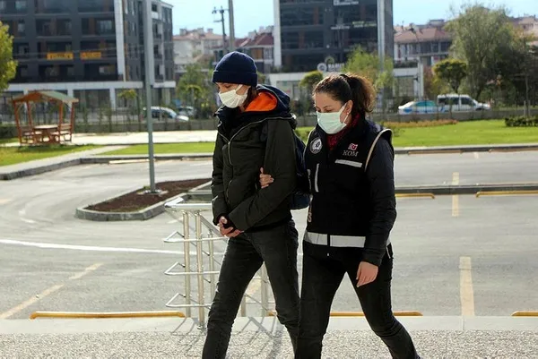 SON DAKİKA: Bolu'da kadın pompacı uyuşturucu ile yakalandı-2