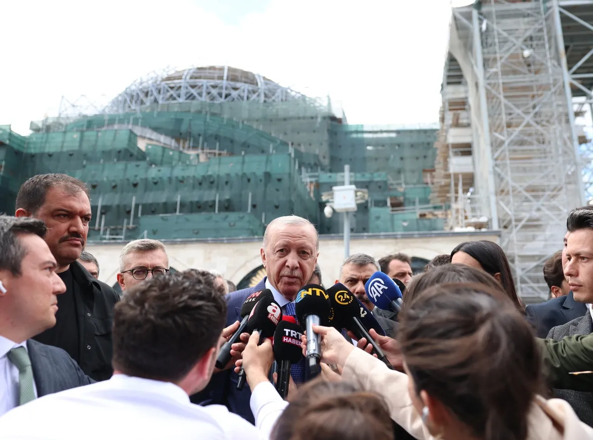 CUMA NAMAZINI AYASOFYA'DA KILDI-1