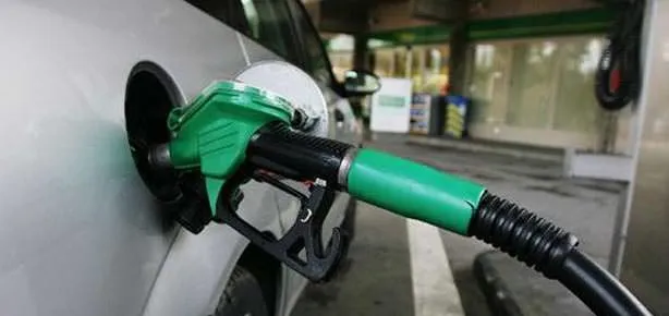 Motorin satışı arttı, benzin düştü