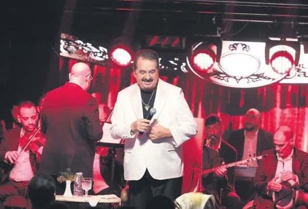 ceyda-duvenci-ile-bulent-sakrak-bosaniyor-mu-soylentiler-alevlendi-1673219976937.jpeg Ceyda Düvenci ile Bülent Şakrak boşanıyor mu? Söylentiler alevlendi-5