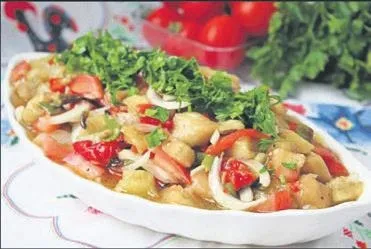 sosyetik-restoranlari-inceleyen-vedat-milor-hepsi-rezalet-dedi-1654639092770.jpeg Sosyetik restoranları inceleyen Vedat Milor “Hepsi rezalet” dedi-4