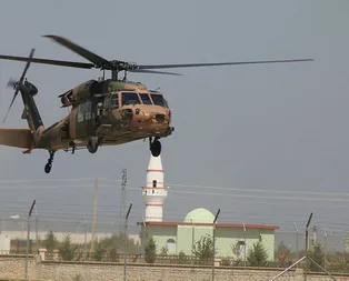 Son dakika: Fıratın doğusunda Türk ve ABD helikopterlerinden 7. ortak devriye
