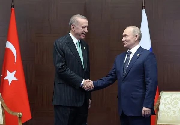 rusya-devlet-baskani-putin-baskan-erdoganin-yeni-yilini-kutladi-1672400192156.jpeg