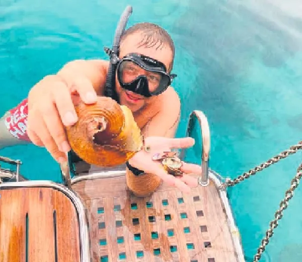 oglu-efehan-ve-kizi-alina-ile-objektiflere-poz-veren-almeda-abaziden-itiraf-simarik-degiller-1686339225417.jpeg Almeda Abazi ile Tolgahan Sayışman'ın kızı Alina iki yaşına bastı! | İki çocuğa bakmanın zorluklarını anlatan Abazi: 'Şımarık..."-7