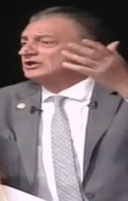Üst aklın kuklası CHP!