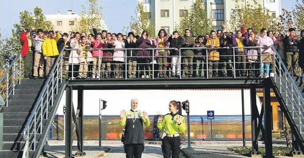 Selçuklu Belediyesi’nin projeleri büyük övgü aldı! Başkan Ahmet Pekyatırmacı en temelden eğitim veriyoruz dedi: Trafik Eğitim Parkı, Selçuklu 2.el pazarı...