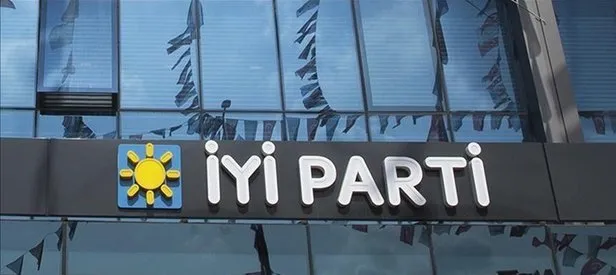İYİ Parti’de istifa depremi