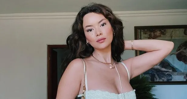 seray-kayaya-piyango-vurdu-etkileyici-bir-kadin-dizisi-geliyor-kurulus-osmanin-lena-hatunu-basrol-oynayacak-bi-1653224010434.jpg Etkileyici bir kadın dizisi geliyor! Kuruluş Osman'ın Lena Hatun'u başrol oynayacak! Seray Kaya'ya piyango vurdu! Bir Küçük Günışığı...-4