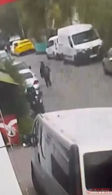 Beyoğlu'nda dehşet görüntüleri: Ortaokul öğrencisi arkadaşını boynundan bıçakladı - 5