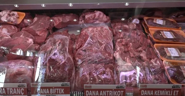 İndirimli et ve kıyma fiyatları vatandaşın yüzünü güldürdü! Kasapların önünde kuyruk oluştu