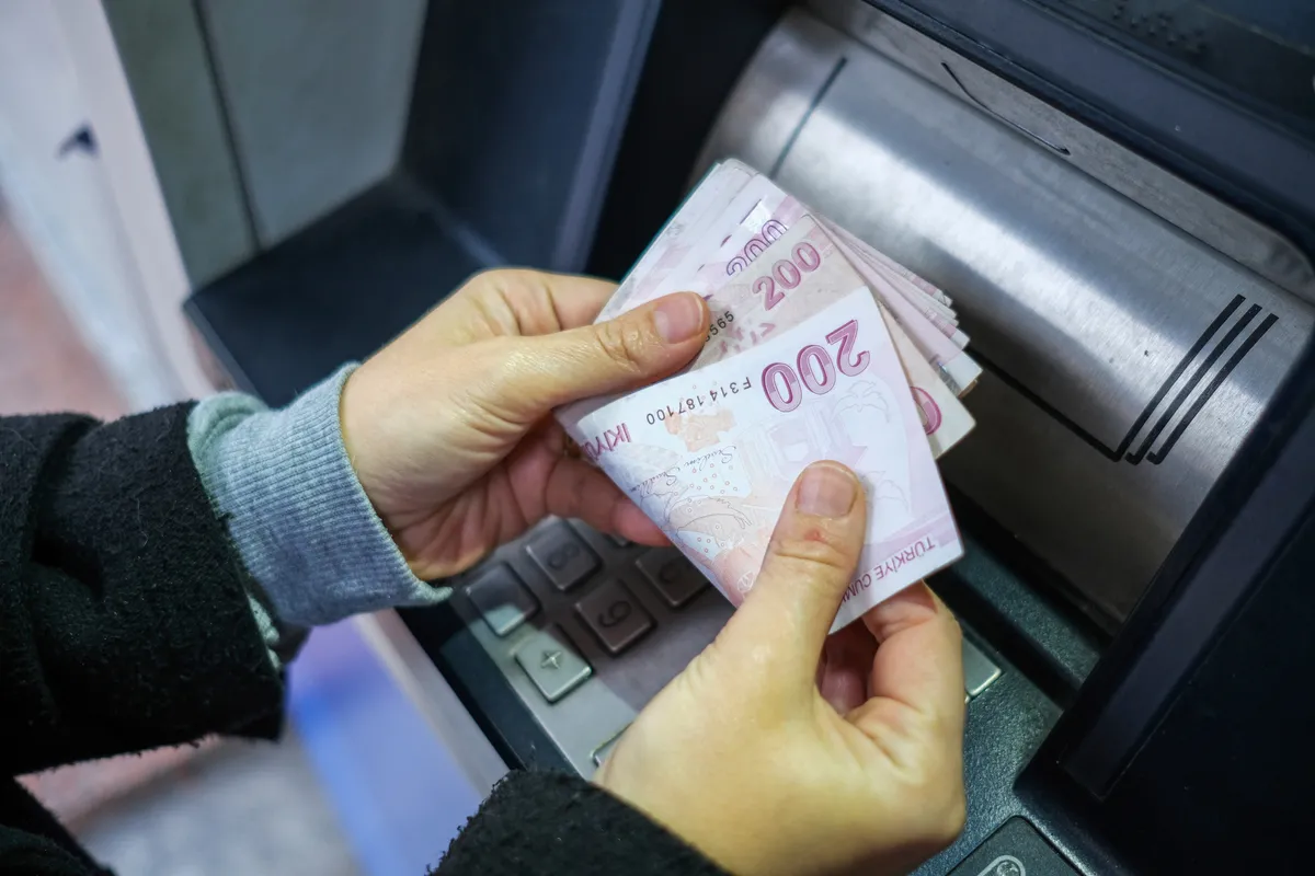Memur ve emeklinin Ocak 2027 zammında yeni hesap: Yüzde 29,49 tahmini gerçekleşirse maaşlar ne kadar olacak?-3