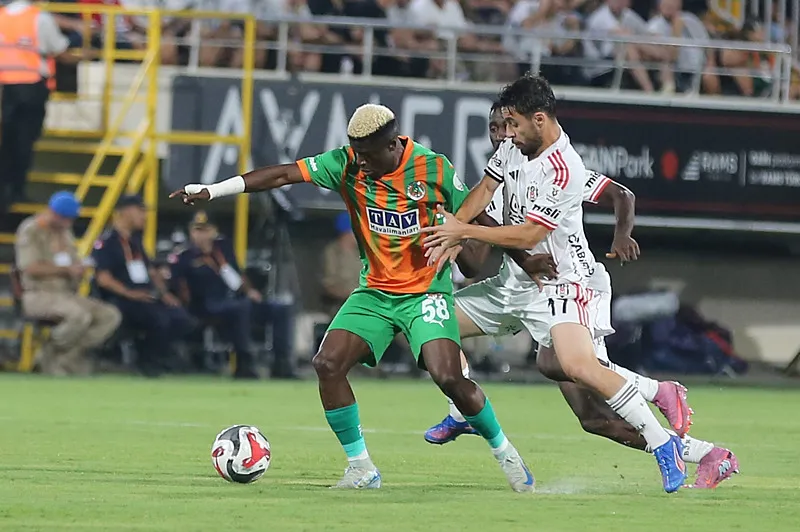 Sergen Yalçın'dan yeni transfer kararı! İlk 11'ini netleştirdi - 4