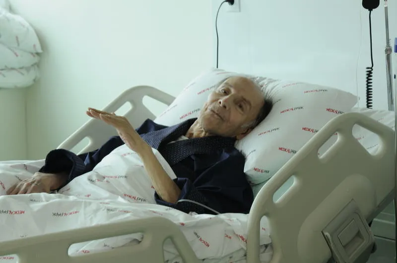 Münir Özkul’dan haber var!