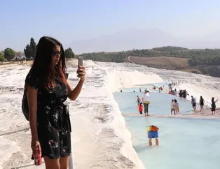 "Beyaz cennet" Pamukkale'de ara tatil hareketliliği