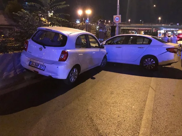 Karı-koca Kadıköy'ü savaş alanına çevirdi! 8 araç birbirine girdi: 7 yaralı-10