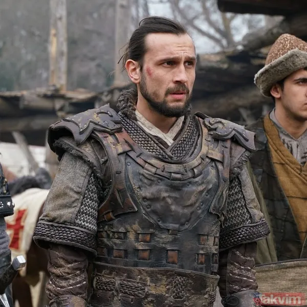 Ahmet Yenilmez’in oğlu da Kuruluş Osman’dan çıktı! Duyanın ağzı açık kaldı! Demirci Davud meğer o ünlü oyuncunun babasıymış... - 26