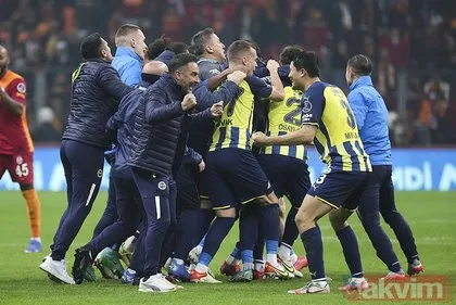 Fenerbahçe’den Galatasaray’a peş peşe göndermeli paylaşımlar! Squid Game, Mesut Özil ve Miguel Crespo...