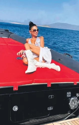 Süreyya Yalçın pes dedirtti: Havanız batsın!