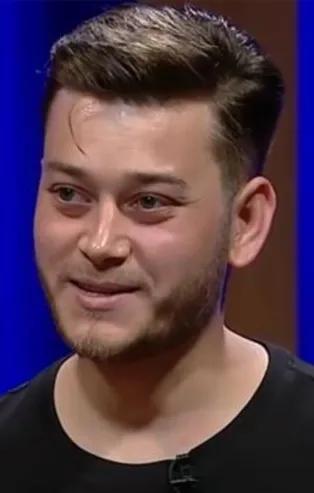 Masterchef Emre kimdir? Masterchef Türkiye Emre Büber kaç yaşında, nereli, evli mi, eşi kim? İşte şaşırtan yaşı...